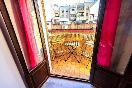 Plaza Noria Apartments With Balconies