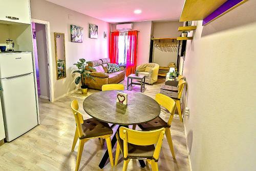 Plaza Noria Apartments With Balconies