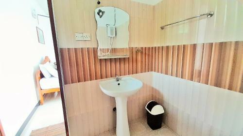 Bed & Breakfast Dilu River Villa