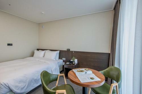 Riviera Incheon Airport Hotel