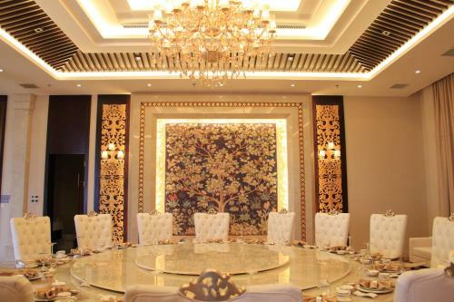 Don Chan Palace Hotel & Convention