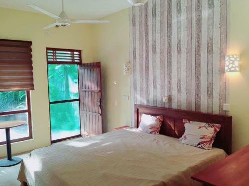 Hostal Gunas Guest House