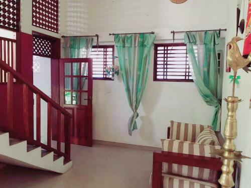 Hostal Gunas Guest House