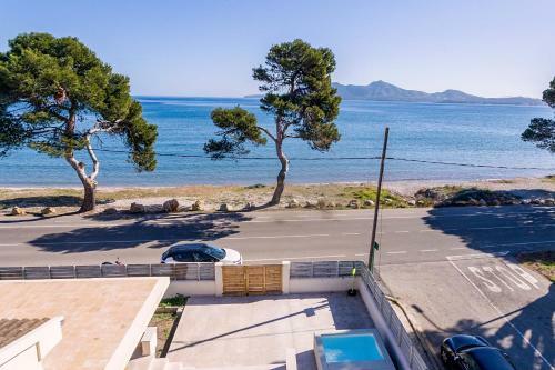 Seafront Villa Mar I Pins