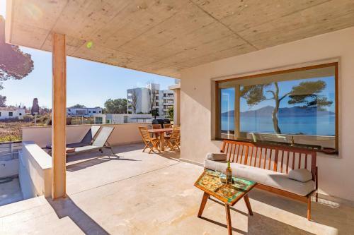 Seafront Villa Mar I Pins