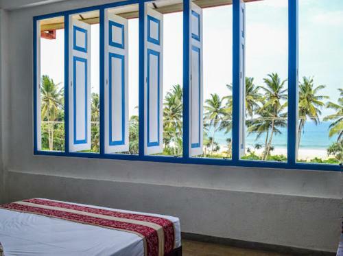 Hotel Apex Blue Bentota