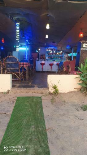 Hostal Sydney X Cafe & Beach Huts