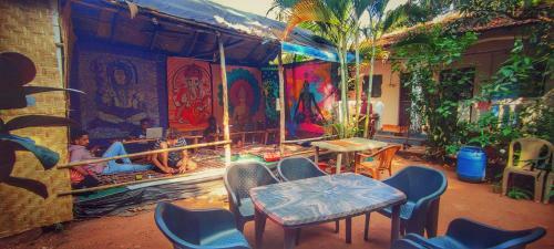 Hotel Shades Of Summer