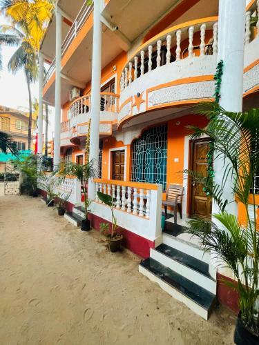 Hostal Samantha Inn Beach Resort