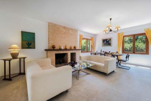 Villa Puerto Pollen�a Con Piscina Privada