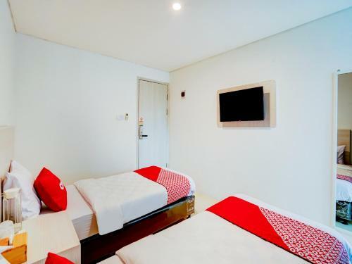 Collection O 90176 Lg Hotel Jember