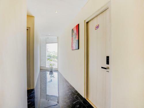 Collection O 90176 Lg Hotel Jember