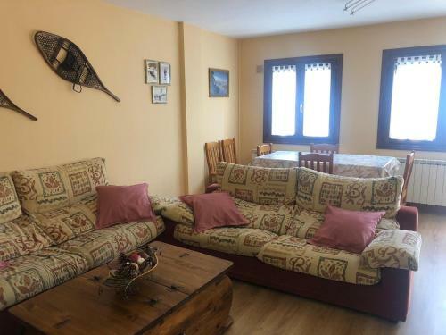 Apartamento Los Llanos de Escarrilla 12, Bajo 1