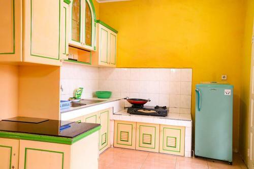 Villa Bukit Indah Brastagi / Berastagi