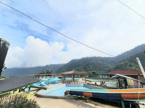 Hostal Pemandian Air Panas Dan Penginapan Green Suta