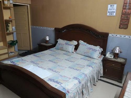 Hostal Royal Guest House