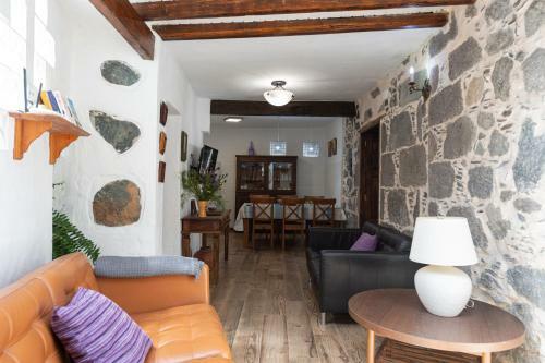 La Casa Nueva Jacuzzi 6p, Wifi ,bbq, AC