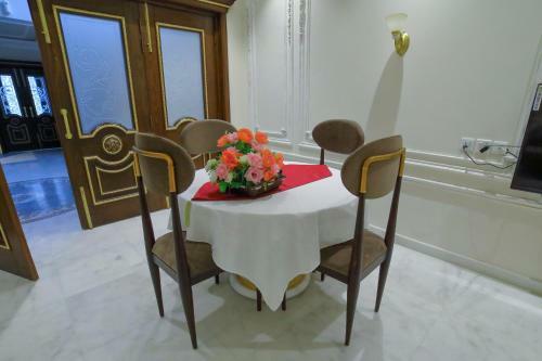Hotel Arish Luxury Suites