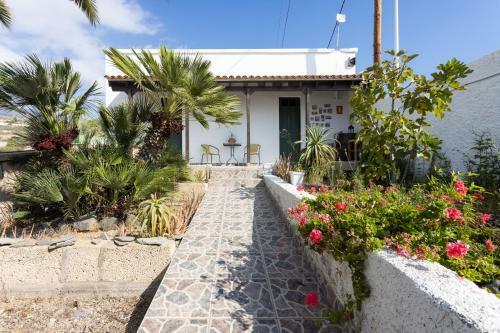 Casa Rural La Sombrera I With Pool