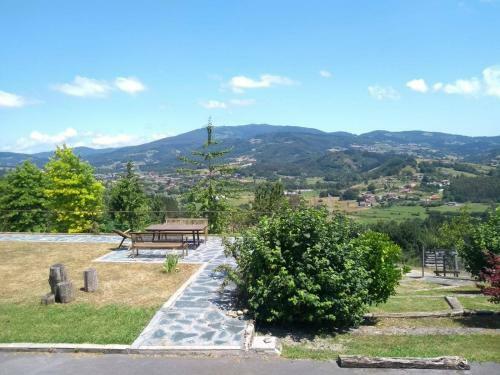 En La Colina 2 Monta�ealde