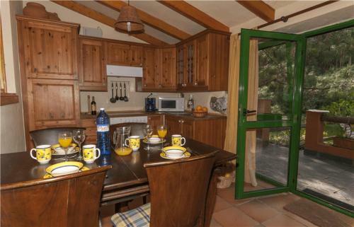 Casa Rural En Medio Del Bosque, El Lance