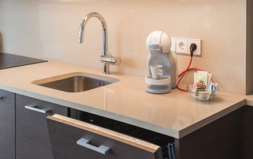 Apartamento �tico Enfrente Del Museo Dal�