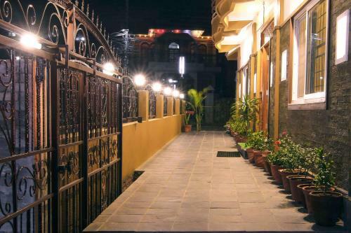 Hotel Basanta Inn