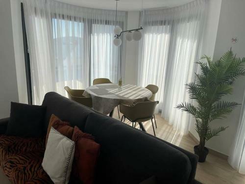 Modern Holiday Home In Finestrat At The Center