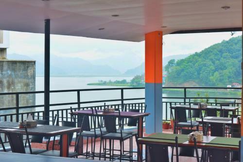 Hotel Direction Pokhara