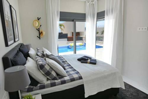 Apartamento Hillside Luxury Villa