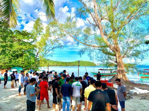 Albergue Preahatith Island
