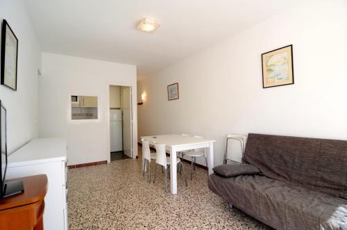 Apartaments Flomar 1-1