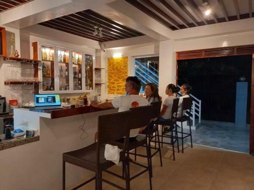 Hostal Maykenn Beach