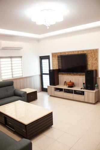Yellow Mountain Homestay