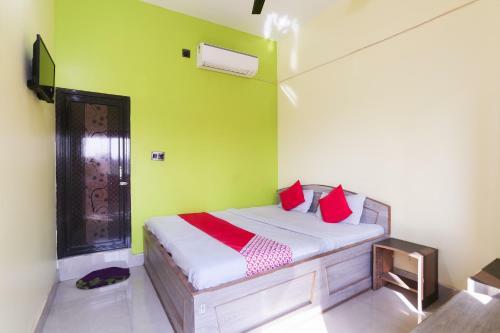 Oyo 69537 Vatika Hotel