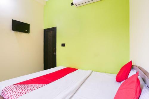 Oyo 69537 Vatika Hotel