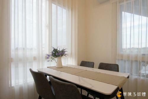 M2 Villa
