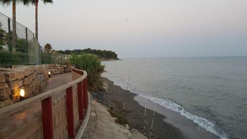 Adosado Junto A Mar