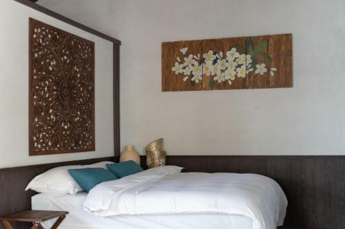 Man Living Bali Homestay