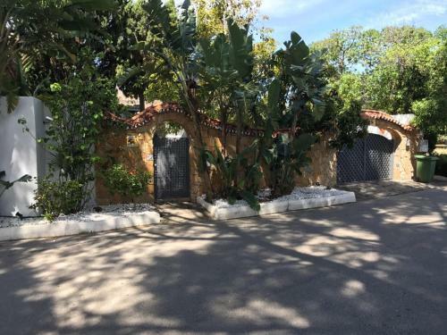 Modern 3 Bed Beach Side Private Villa