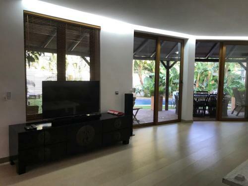 Modern 3 Bed Beach Side Private Villa