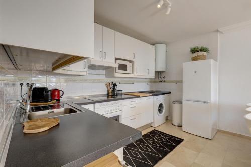 Welcoming Apartment With Amazing Terrace (Pa 6-4)