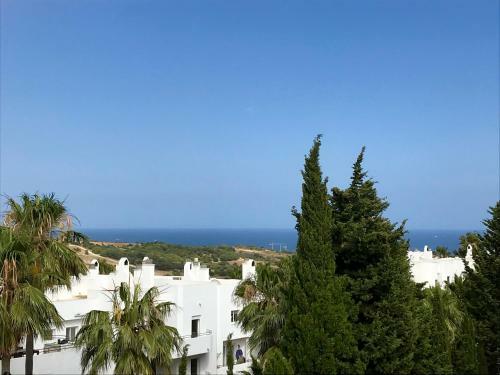 Estepona Golf Apartment With Seaview