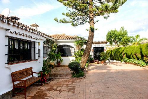 Villa Casa Michael - El Paraiso, Marbella