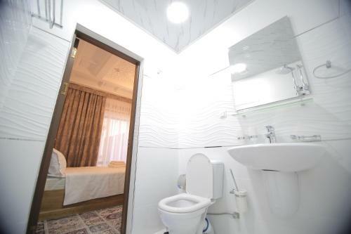 Labi Rud Hotel