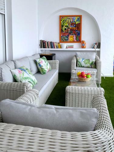 Apartamento Primera L�nea de Playa, Golf Y Vistas Al Mar