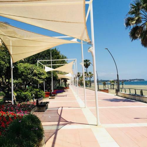 Apartamento First Line Beach Sea View Estepona