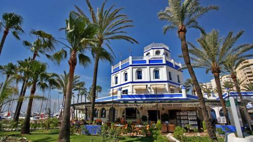 Apartamento First Line Beach Sea View Estepona