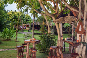 Chalet Tropical Village