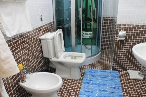 Hostal Atlas B&B Guest House